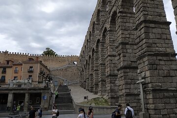 Full Day Segovia and Avila Bus Tour with Guided Walking Tour