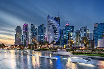 Private City Tour In Doha Souq Waqif Courniche The Pearl Katara