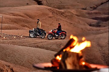  Marrakech: Sunset Camel Ride with Dinner & show in Agafy Desert