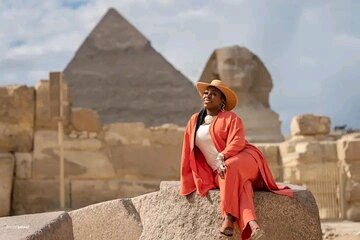 Giza pyramids , Sphinx with Lunch and Camel Ride 