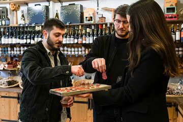 Tales & Tastes of Paris: A City Adventure by That's All Local