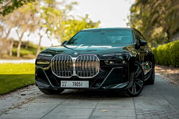 Luxury Car Rental in Dubai