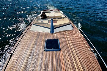 Private Cruise on Lake Como with Big Luxury Motorboat 1H to 4H