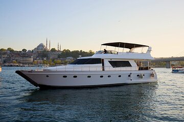 Private Yacht Tour on Bosphorus Istanbul