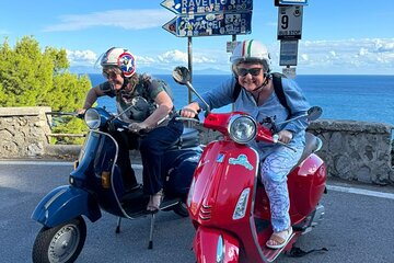 Amalfi Coast: Private Vespa tour guided by you