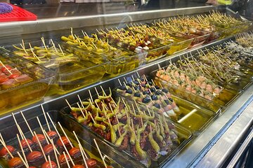 Madrid Food and Wine Walk in Hidden Taverns with Local Flavors