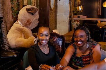 Paris Solo meetup:A cultural stroll,drinks and socializing 