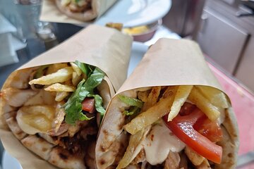 Street food tasting in the locals favorite hidden places