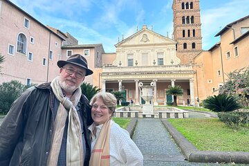 Trastevere Quarter and Tiberine Island Private Tour with Gelato