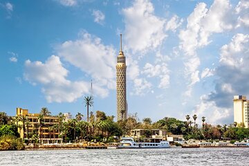 Cairo Over Day Pyramids, Cairo Tower & Tour in Tahrir - Hurghada