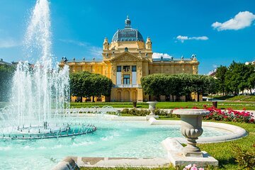Private transfer from Budapest to Zagreb, 2h stop for sightseeing
