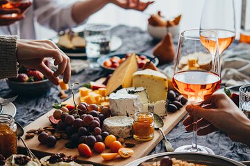 Bites and Delights: Trastevere and Campo de' Fiori Food Tour 