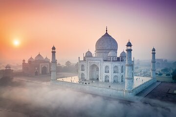 Skip the line-Taj Mahal Day Tour by Train