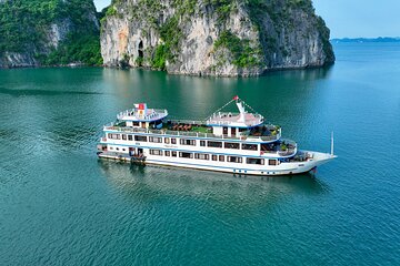 Swan Cruises: Ha Long - Bai Tu Long Bay 3D2N (Deluxe room)
