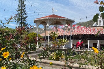 San Sebastian del Oeste Village between Mountains