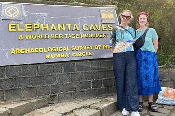 Mumbai Private Elephenta Caves Tour & Dharavi Slum with Pickup