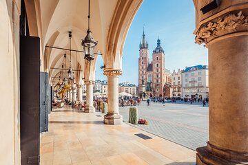 Welcome to Krakow: Private 2-hour Old Town Walking Tour