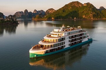 Luxury 5 Star 3 Day 2 Night Cruise in Ha Long and Lan Ha Bay
