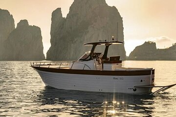 Sunset of Love by private boat: Sea and Magic on the Coast