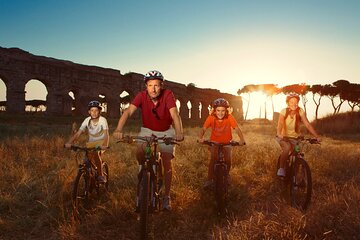 Rome EBike Tour: Appian Way, Catacombs & Roman Aqueducts 