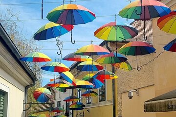 Private Szentendre and Vac Tour from Budapest with Transport