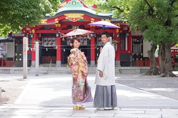 Kimono Photo Experience at Goryo Shrine, Osaka