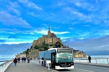 Private Day Trip from Paris to Mont Saint-Michel and Étretat