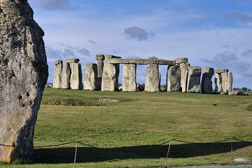 Private Stonehenge, Avebury & Mystical Car Tour + Guide