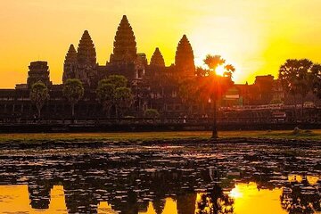 Siem Reap 2-Day Private Angkor Wat Tour with Sunrise