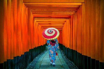 Kyoto Fushimi Inari Taisha Walking Tour with Audioguide