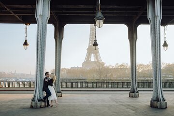 Paris - Private Photoshoot for Couples with a Local Photographer