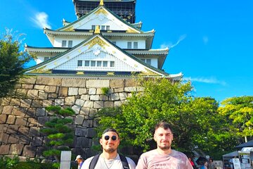 Osaka: Osaka Castle Tower Private Guided Tour in 90 Minutes