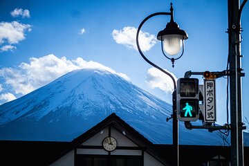 Majestic Mt. Fuji & Hakone Retreat –A Private Day Tour from Tokyo