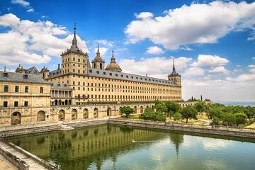 From Kings to Romans: Day Private Tour to El Escorial & Segovia
