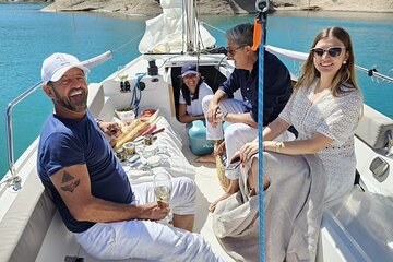 Sailing at Potrerillos Lake and Cocktail on Board