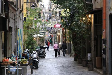 Naples Pizza Origins Quest: Self-Guided Foodie Adventure