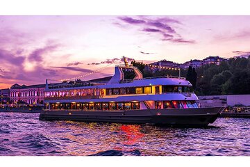 Istanbul Bosphorus Dinner Cruise with Turkish Night Show