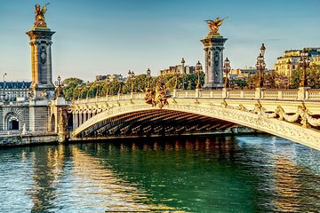 Paris Mona Lisa Quest: Self-Guided Murder Mystery Game