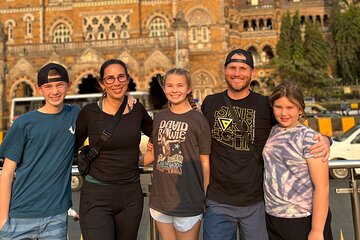 Private Full Day Mumbai Sightseeing & Dharavi Slum Tour