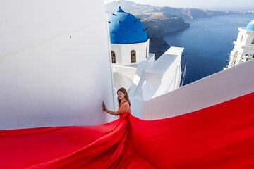 Professional photo shoot in Santorini