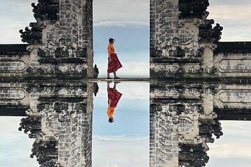 The Original Bali TikTok Tour with Driver / Guide