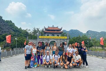 Full day Ninh Binh: Hoa Lu, Tam Coc and Mua Cave from Hanoi