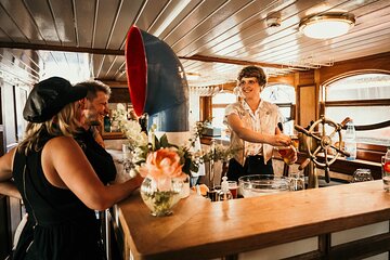 Old Berlin Beer Evening Sunset Cruise on Steamship