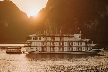 Two Day Boutique Cruise through Magical Halong Bay 