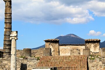 Skip the line Pompeii and Vesuvius full day tour from Sorrento