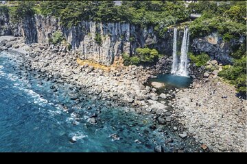 Explore South , East Jeju in a Day Designed for private Travelers