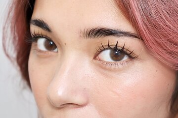 Luxury Lash & Nail Experience in Japan – English/Spanish Support