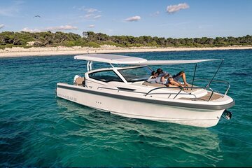 Shared Boat Tour in the Gulf of Poets 