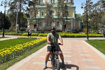 Almaty City Bike Tour: Guided e-Bike Tour of City Highlights