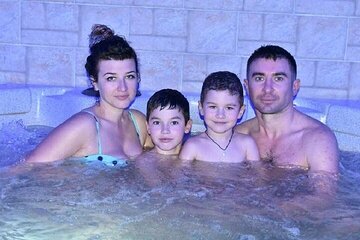 2-Hour Full Body Massage Therapy + Sauna Steam & Jacuzzi–Hurghada